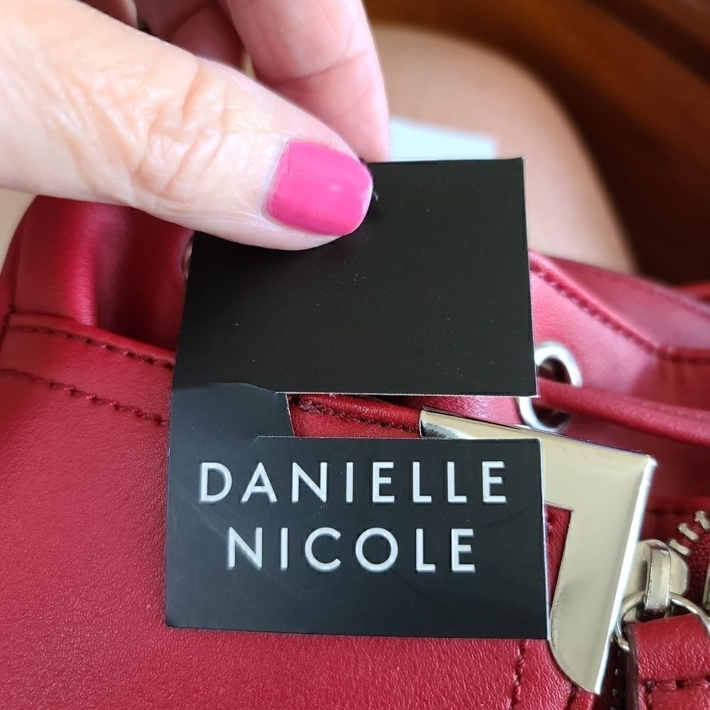 Danielle Nicole Alexa Mini Bucket - Picture 9 of 9